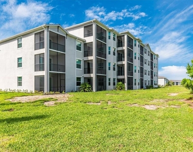 12320 Wellen Golf Street - Photo Thumbnail 52