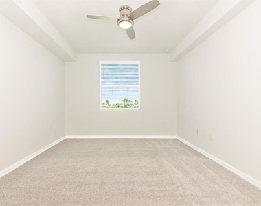 12320 Wellen Golf Street - Photo Thumbnail 32