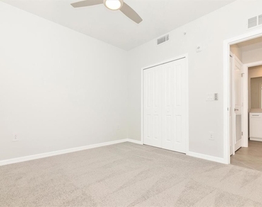 12320 Wellen Golf Street - Photo Thumbnail 42