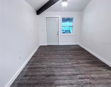 2707 Nw 4th Avenue - Photo Thumbnail 21