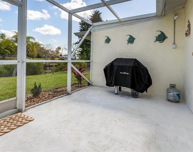 2220 Broad Ranch Drive - Photo Thumbnail 16