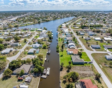 2220 Broad Ranch Drive - Photo Thumbnail 5
