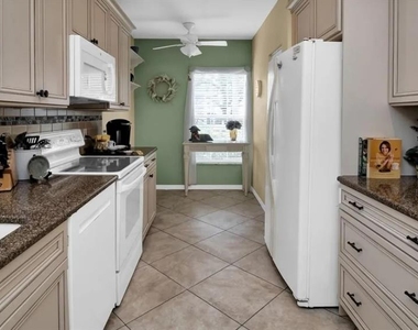 19335 Water Oak Drive - Photo Thumbnail 11