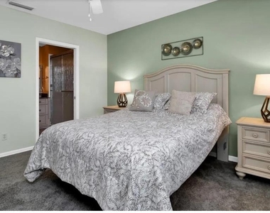 19335 Water Oak Drive - Photo Thumbnail 16