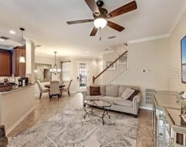 8128 Villa Grande Court - Photo Thumbnail 4