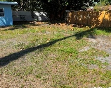 2849 Marlette Street - Photo Thumbnail 14