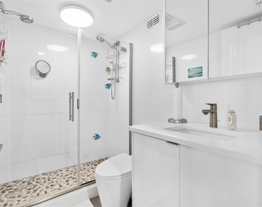 1050 Longboat Club Road - Photo Thumbnail 22
