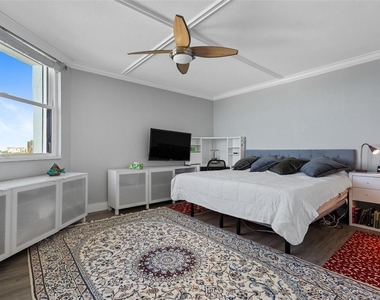 1050 Longboat Club Road - Photo Thumbnail 18