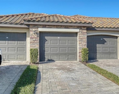 5537 Palmer Circle - Photo Thumbnail 2