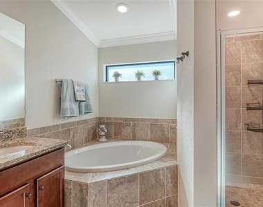 5537 Palmer Circle - Photo Thumbnail 30