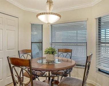 5537 Palmer Circle - Photo Thumbnail 23