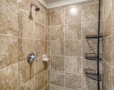 5537 Palmer Circle - Photo Thumbnail 31