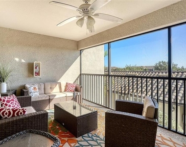 5537 Palmer Circle - Photo Thumbnail 6