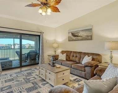 5537 Palmer Circle - Photo Thumbnail 9