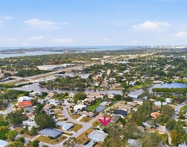 2227 Montclair Drive - Photo Thumbnail 17