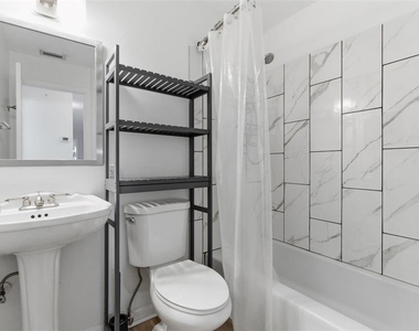 2227 Montclair Drive - Photo Thumbnail 8