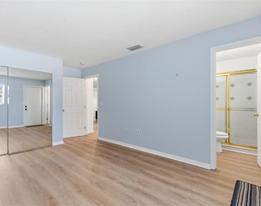 2227 Montclair Drive - Photo Thumbnail 10