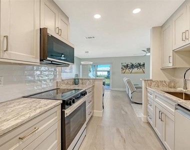 131 Whispering Sands Circle - Photo Thumbnail 18