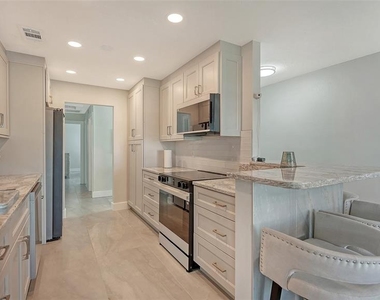 131 Whispering Sands Circle - Photo Thumbnail 14