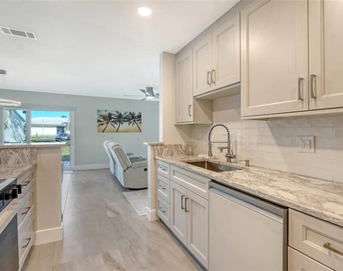 131 Whispering Sands Circle - Photo Thumbnail 19