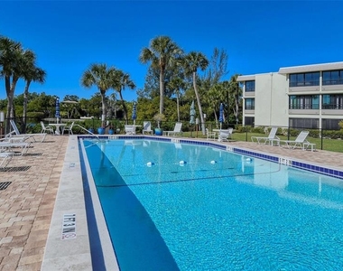 131 Whispering Sands Circle - Photo Thumbnail 43