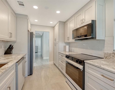131 Whispering Sands Circle - Photo Thumbnail 16
