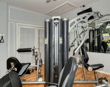 131 Whispering Sands Circle - Photo Thumbnail 40