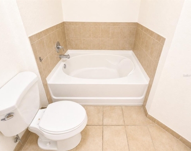 1064 N Tamiami Trail - Photo Thumbnail 17