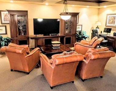 1064 N Tamiami Trail - Photo Thumbnail 33