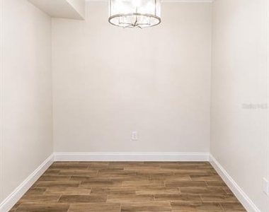 1064 N Tamiami Trail - Photo Thumbnail 6