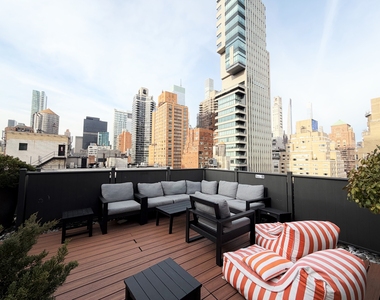 East 63rd Street - Photo Thumbnail 10