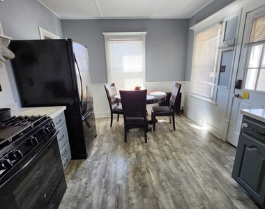 14 Union Street - Photo Thumbnail 1