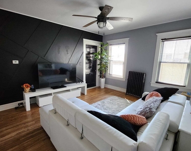 14 Union Street - Photo Thumbnail 7