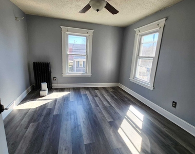 14 Union Street - Photo Thumbnail 15