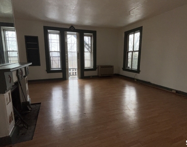 49 Edgewood Way - Photo Thumbnail 3