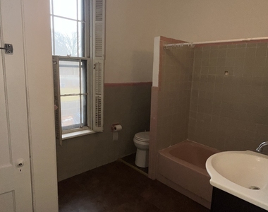 49 Edgewood Way - Photo Thumbnail 10
