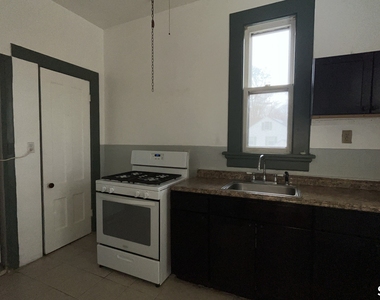 49 Edgewood Way - Photo Thumbnail 11