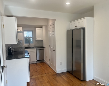 156 Union Street - Photo Thumbnail 2