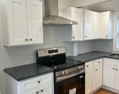 156 Union Street - Photo Thumbnail 3