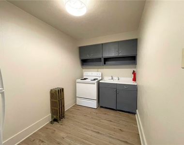 922 Hober Ave - Photo Thumbnail 1