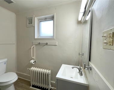 922 Hober Ave - Photo Thumbnail 3