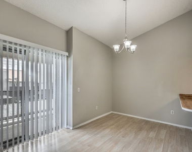 2981 Country Manor Lane - Photo Thumbnail 10