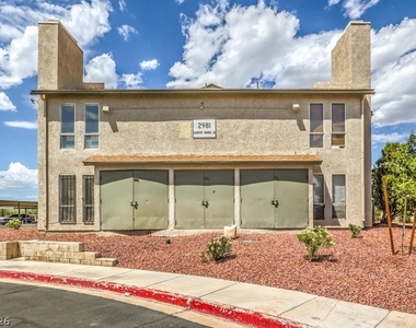 2981 Country Manor Lane - Photo Thumbnail 3