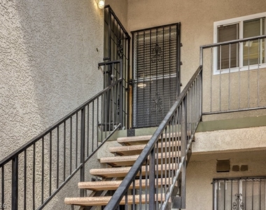 2981 Country Manor Lane - Photo Thumbnail 2