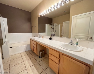 1000 Duckhorn Court - Photo Thumbnail 10