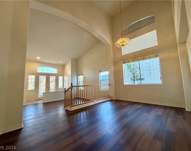 2736 Carolina Blue Avenue - Photo Thumbnail 6