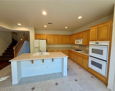 2736 Carolina Blue Avenue - Photo Thumbnail 10