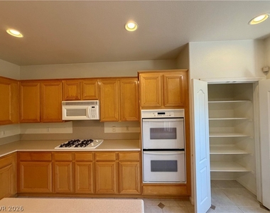 2736 Carolina Blue Avenue - Photo Thumbnail 11