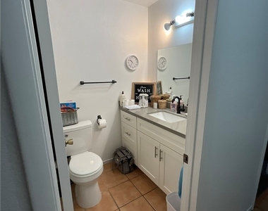707 Honeybee Court - Photo Thumbnail 4