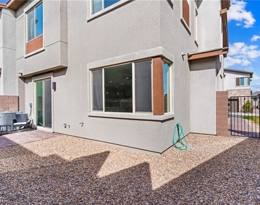 633 Infinity Ridge Street - Photo Thumbnail 23